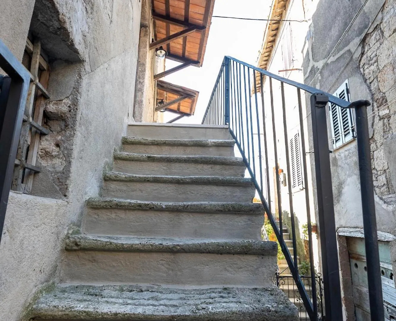 Alla Riscossa Pitigliano 0*,