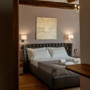 Gasthof Neoclassico By Tiziana Monaldi, Pitigliano